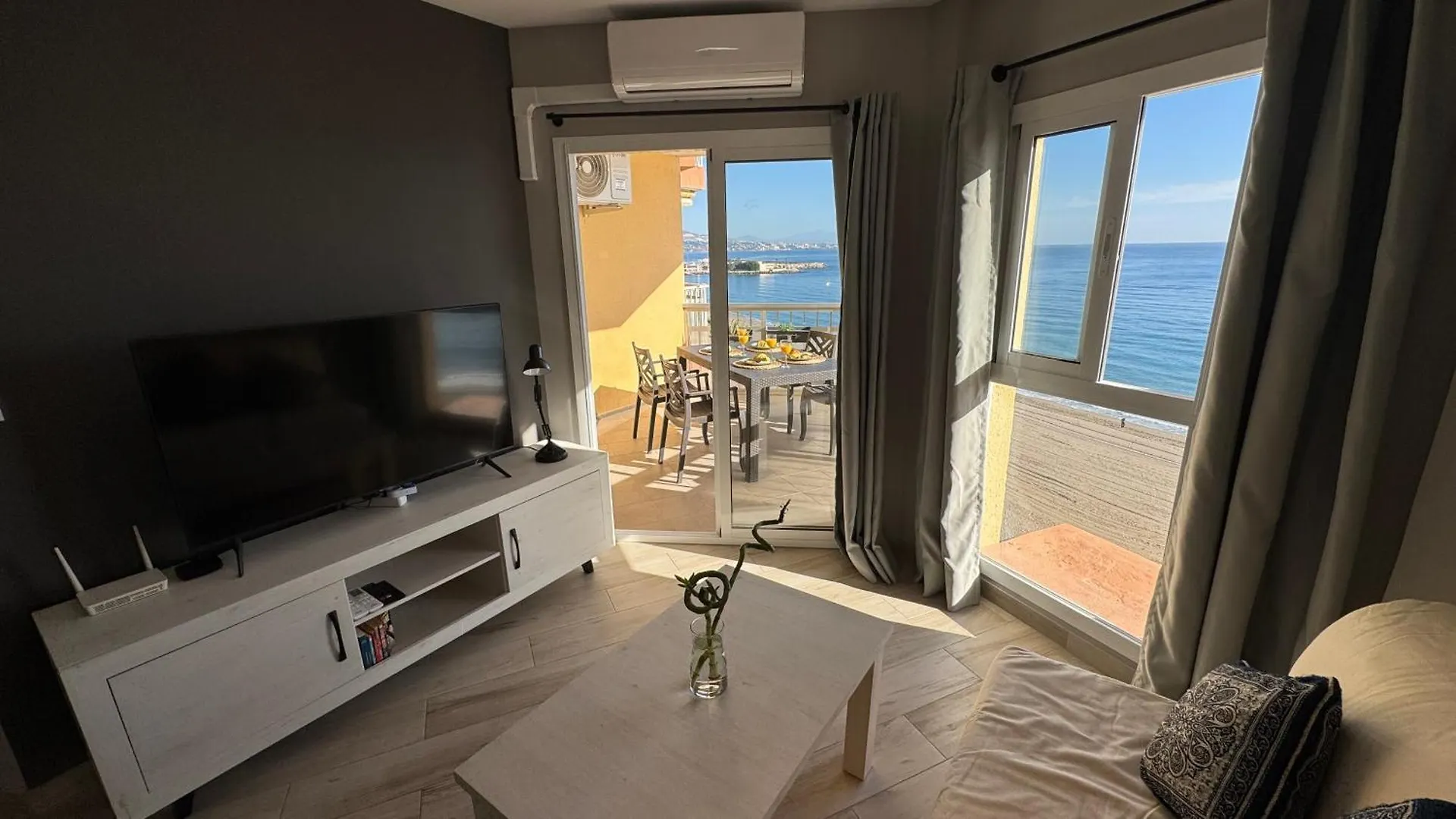 公寓 丰希罗拉Tu Ventana Al Mar Vistas Unicas, Diseno Y Relax公寓